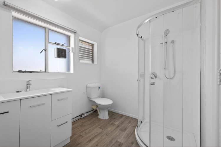 1/270 Lincoln Road Addington_6