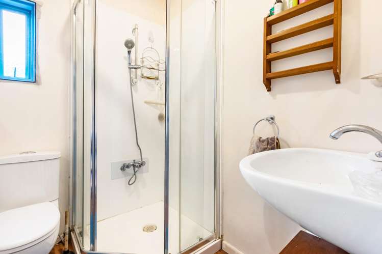 47 Killarney Avenue Torbay_14