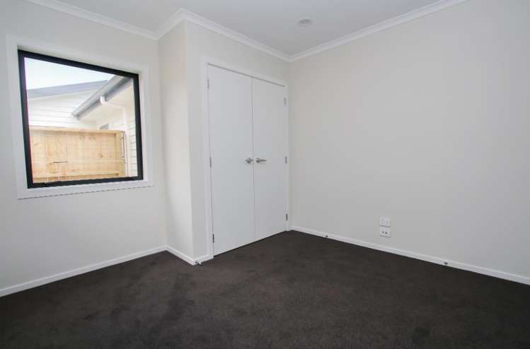 1/33A Saxbys Road 1071_13