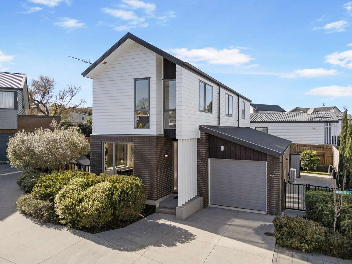 78C Castledine Crescent_0