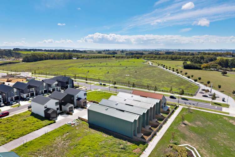 23 Karaka Village Parade Karaka_13