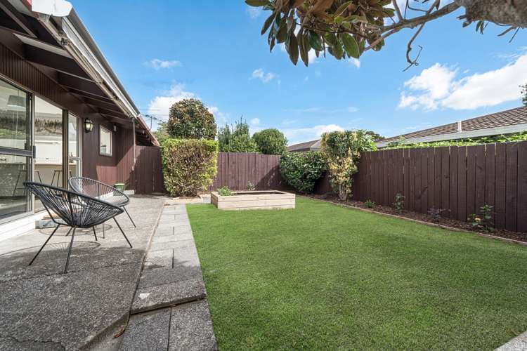 2/35 Swanson Road Henderson_0