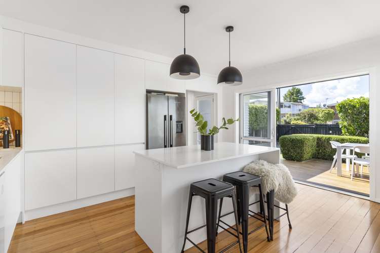 1/119 Exmouth Road Northcote_5