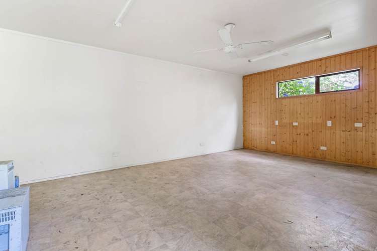 31 Cascade Road Bombay_18