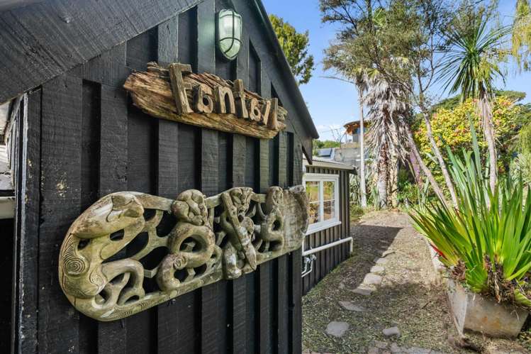 83 Anawhata Road Anawhata_3