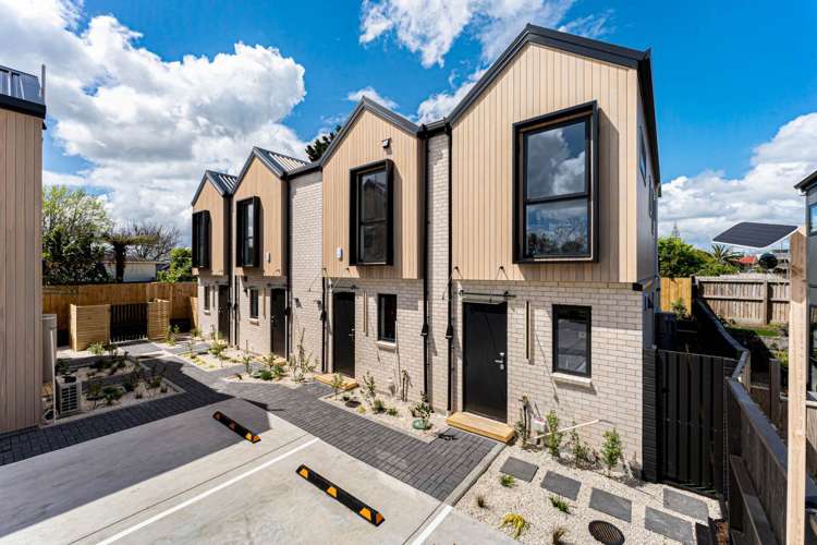 112E Beach Road Te Atatu Peninsula_22