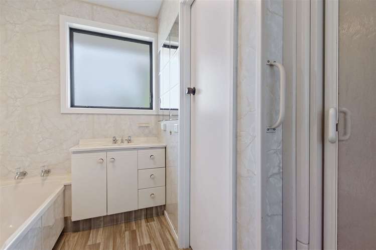 4 Oldham Crescent Halswell_13