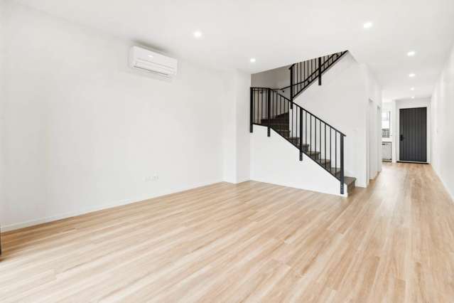 9 Serpent Road Flat Bush_4