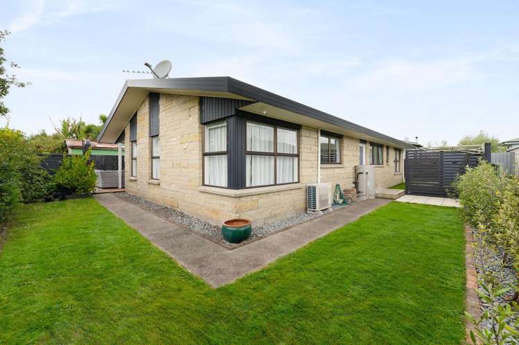 16A Howden Road Fairfield_14