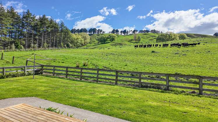 683 Bush Road Wallingford_19