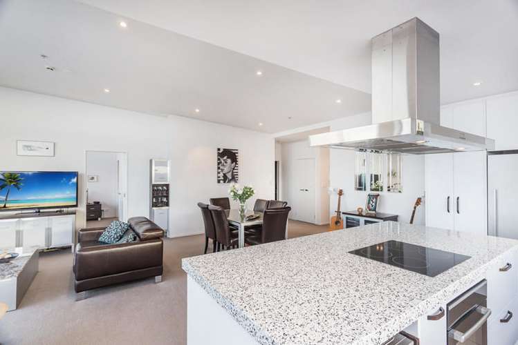 5d/84 Gunner Drive Te Atatu Peninsula_6