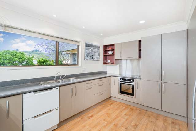 2 Hamilton Crescent Whitianga_4