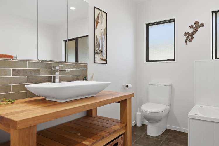 73 Blue Gum Drive Warkworth_14