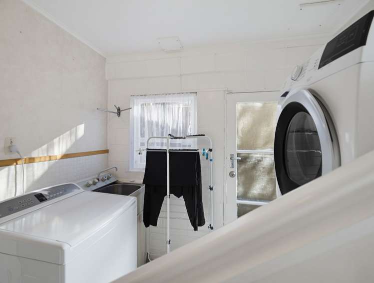 1 Joanna Place Deanwell_20