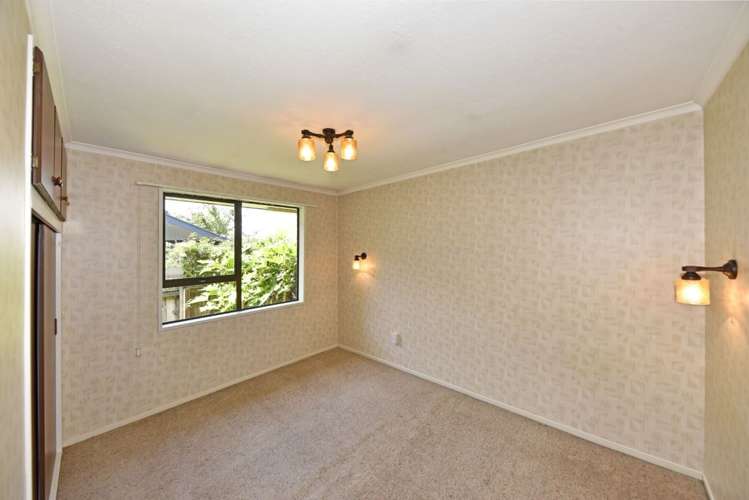 2/11 Gatonby Place Avonhead_9
