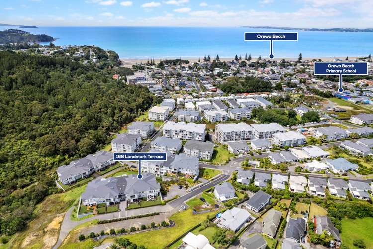 168 Landmark Terrace Orewa_21
