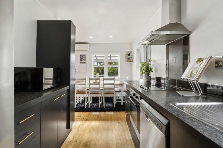 19 Lanigan Street Birkdale_15