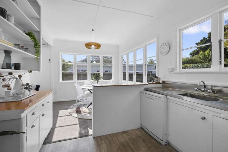 9D Paynters Avenue Strandon_2