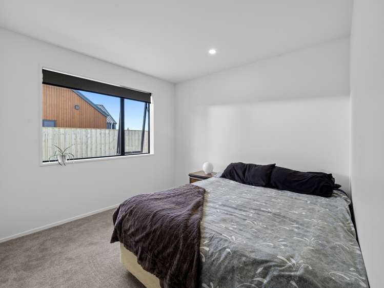 9 Vercoe Street Elgin_11