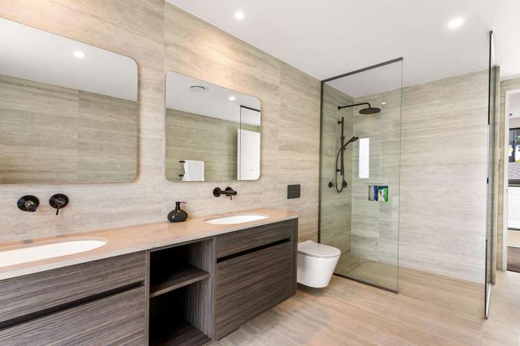 24A Southridge Road Flat Bush_11