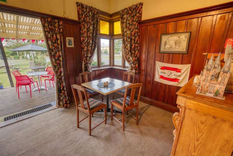 8 Hilton Street Blackball_16