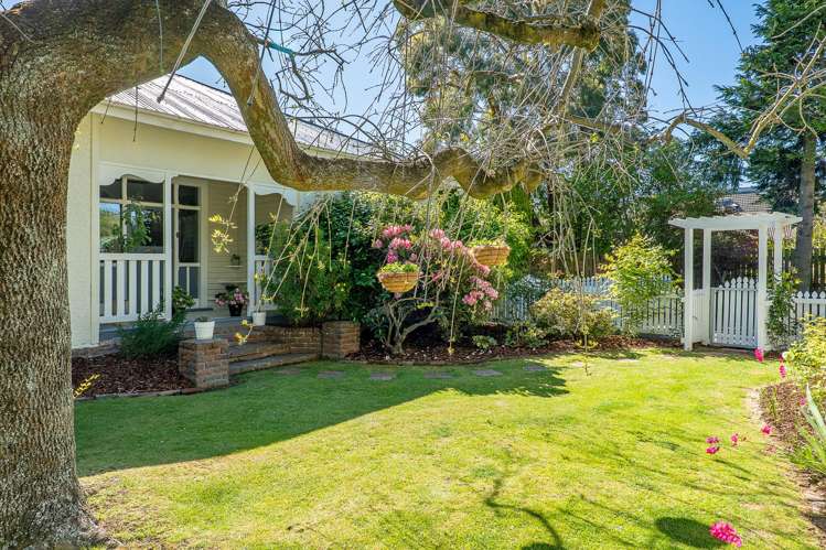 6 Clinton Street Darfield_18