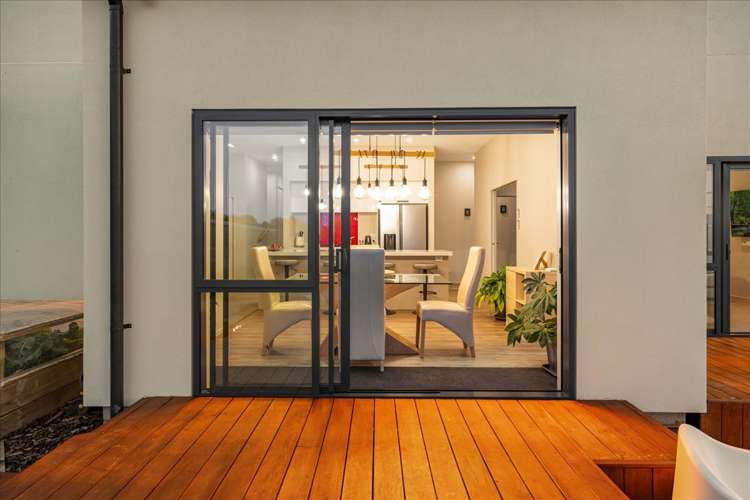 11 and 7 Kissling Terrace Pyes Pa_12