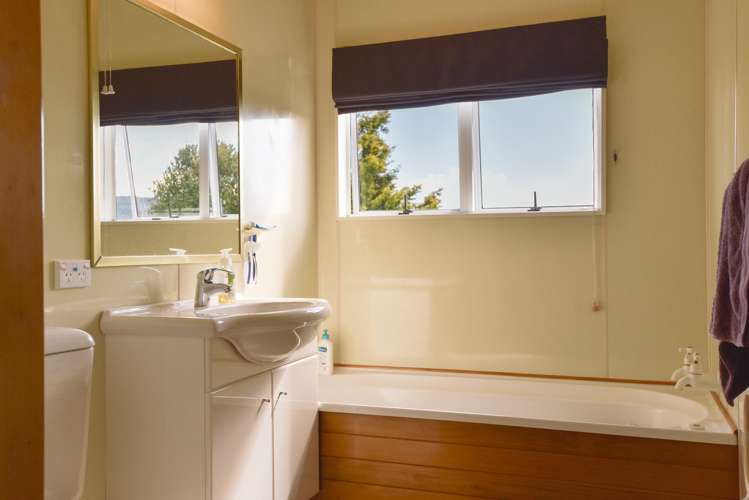 33 McKenzie Road Owhata_12