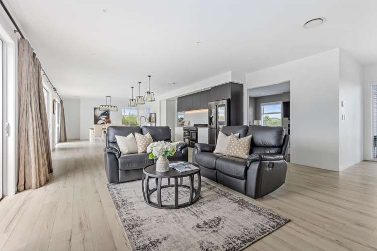 85 Alan Livingston Drive Cambridge_9