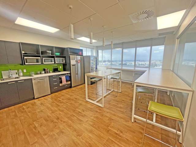 Units 7&8/45 O'Rorke Road Penrose_4