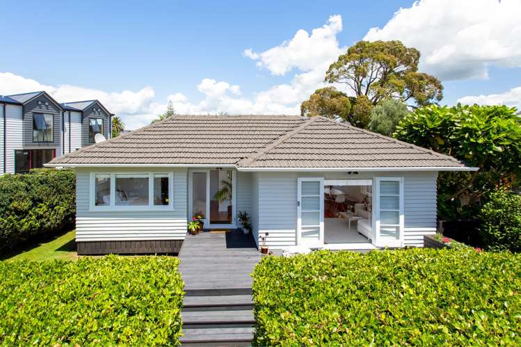 58 Kervil Avenue Te Atatu Peninsula_0