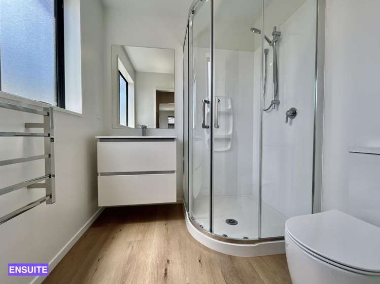 6 Isaacs Lane 11103_9