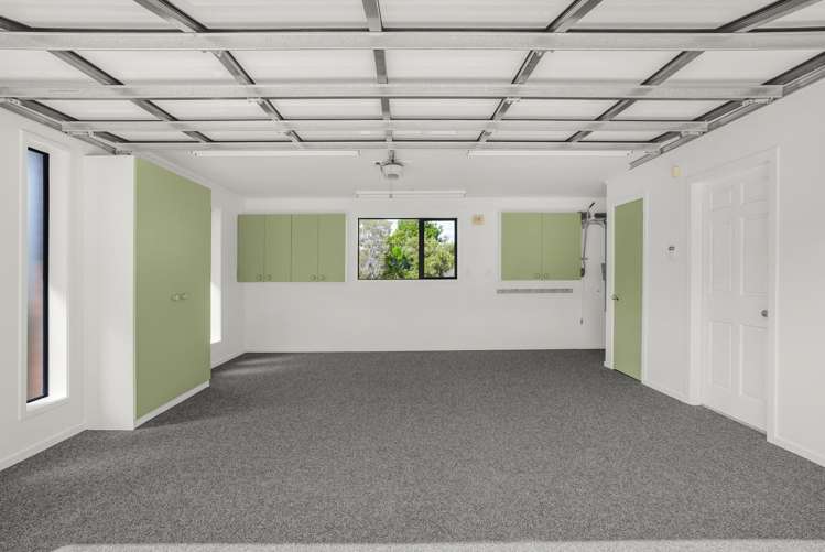 59 Miromiro Road Normandale_23