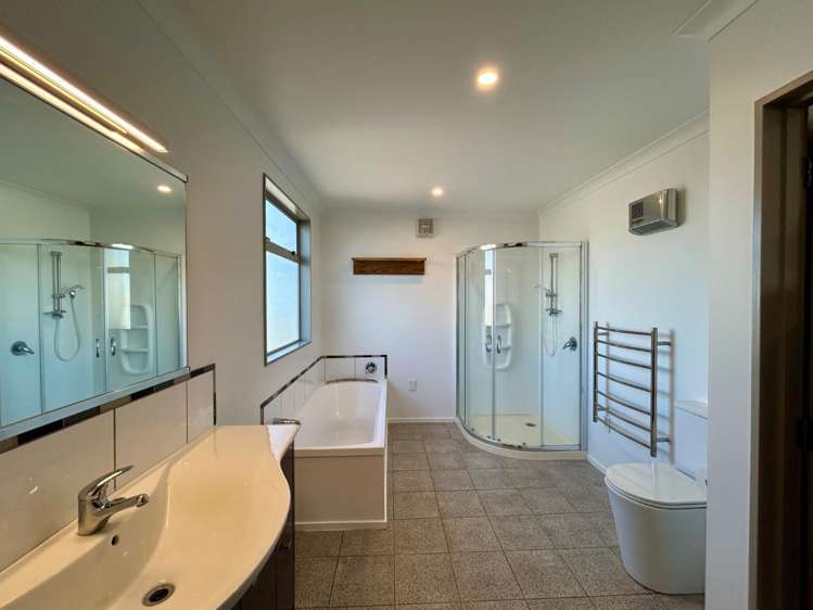 599b Marine Parade Napier South_7