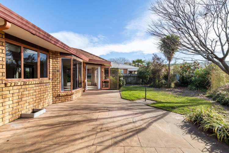 16 Knightsbridge Place Taradale_12