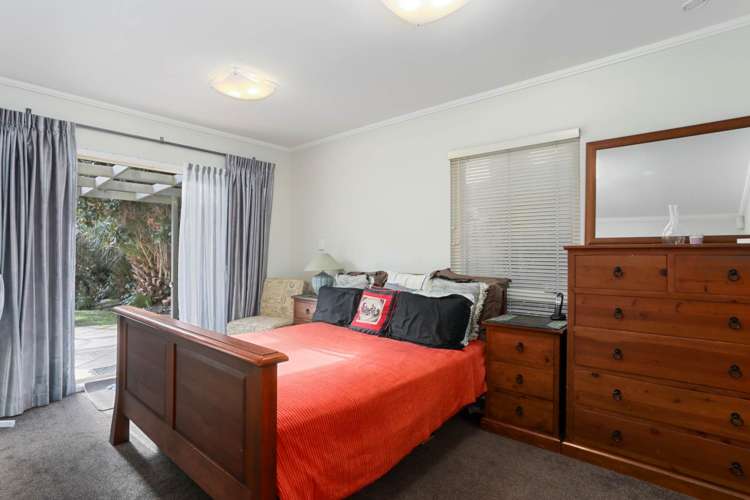 36 Cheriton Road Mellons Bay_16