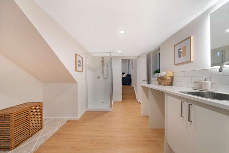 31 Ngaio Road Titirangi_12