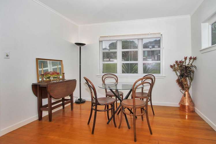 34 Sylvan Avenue Northcote_9