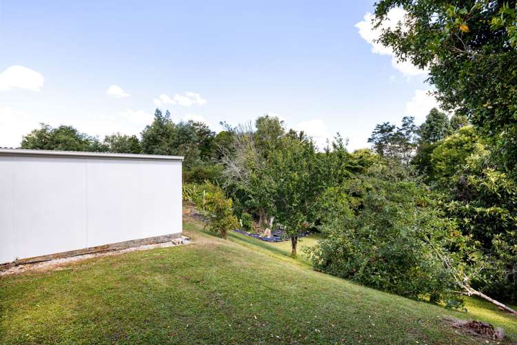 19 Mabian Crescent Deanwell_24