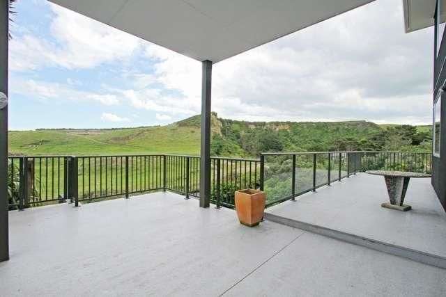 52 Kawei Road Hawera_1