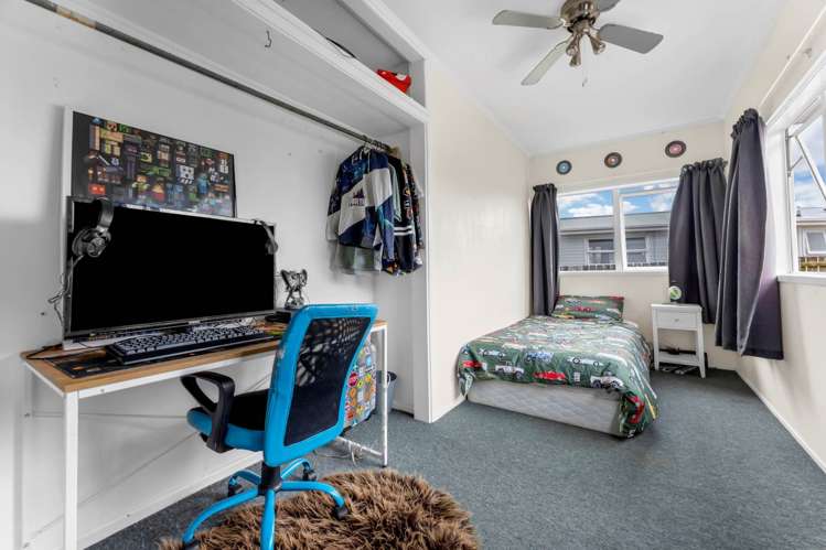 11 Duke Avenue Pukekohe_9