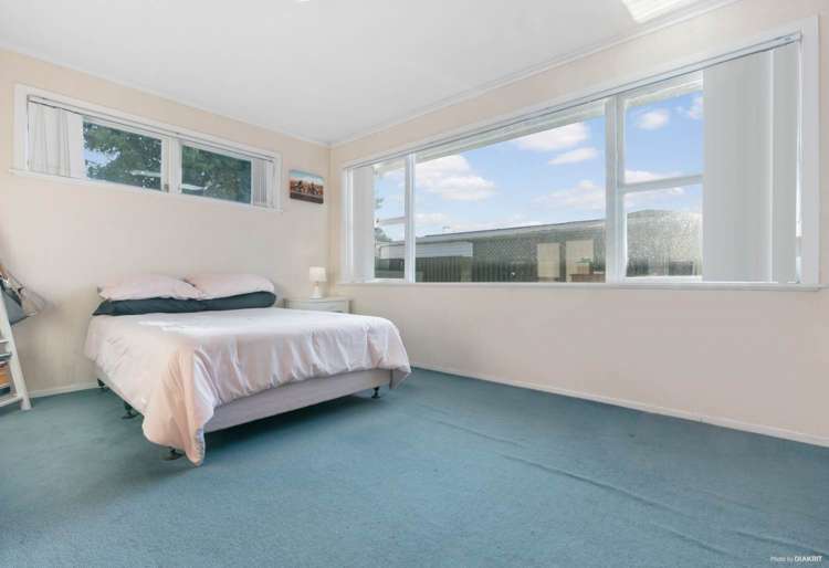 8 Dreadon Road Manurewa_5