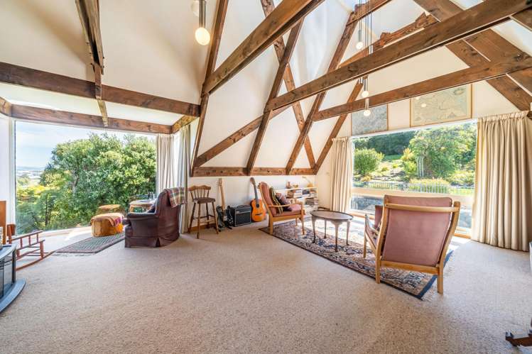 7 Coach Lane Belmont_14