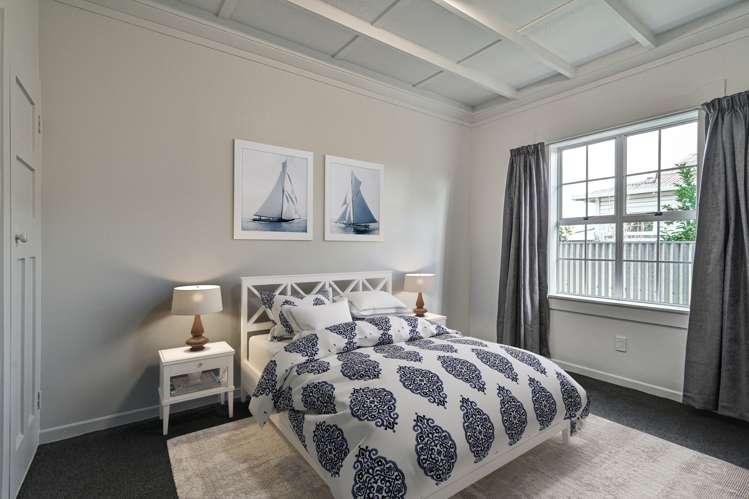 300 Willowpark Road South Hastings_5