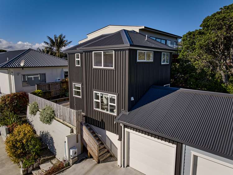 28b Mana Esplanade Paremata_13