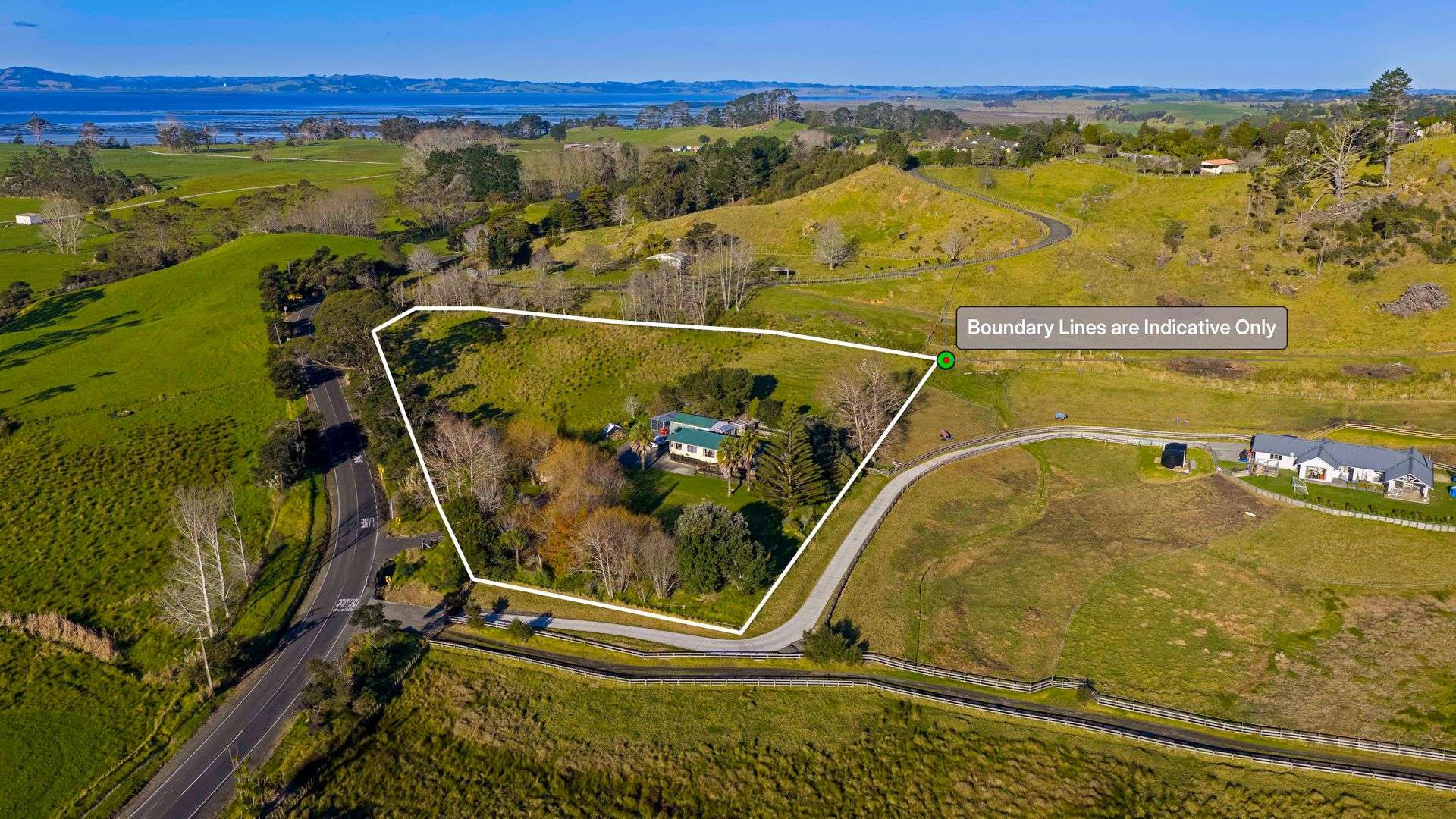 2257 South Head Road Helensville_0