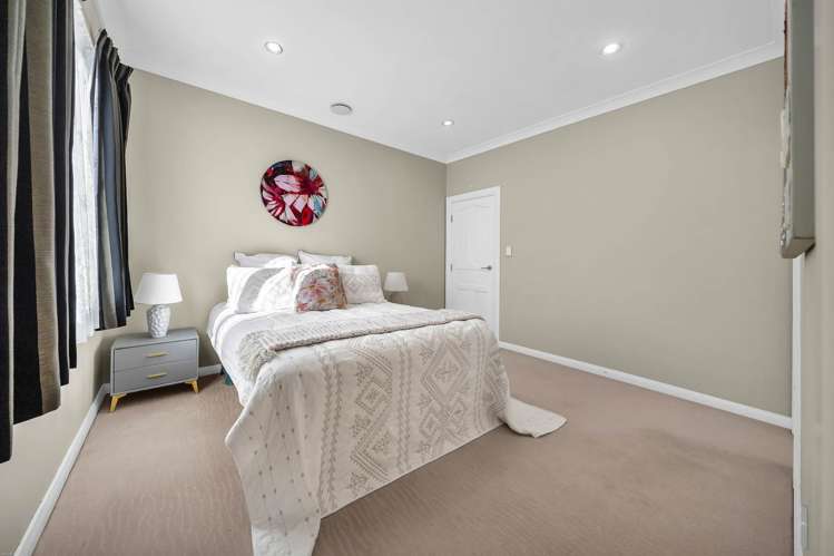 8 Listack Drive Flat Bush_15