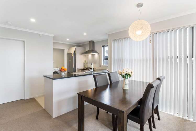 14 Hirimate Place Flat Bush_5