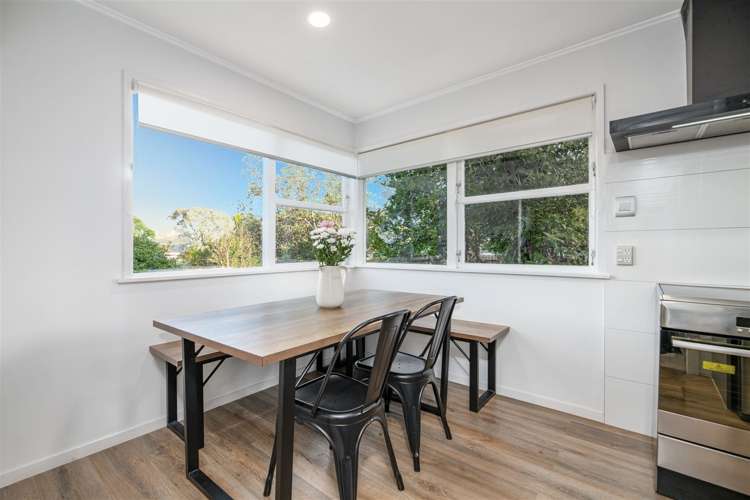 8 Spence Road Henderson_15