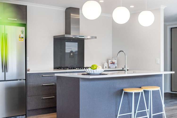 22 Queen Charlotte Drive Aotea_3